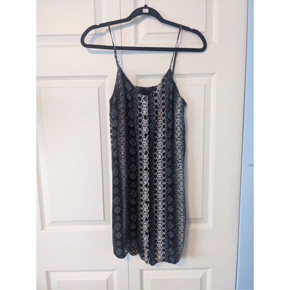 2 for 15!!! H&M Snake Print Slip Dress - Picture 4 of 4